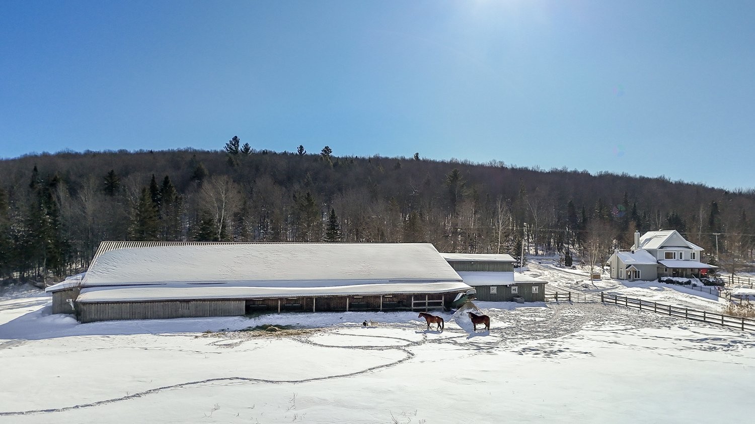 









73Z


Route 255

,
Kingsey Falls,




QC
J0A1B0

