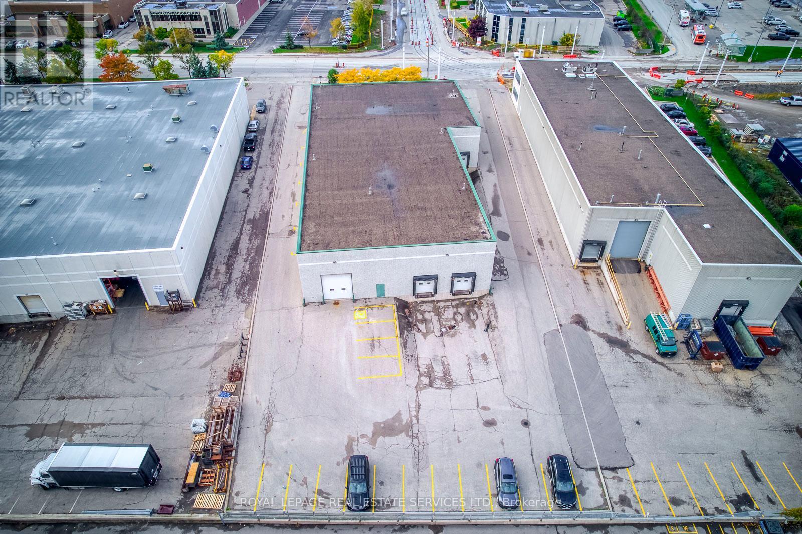 












7205 EDWARDS BOULEVARD

,
Mississauga,




Ontario
L5S1Z3

