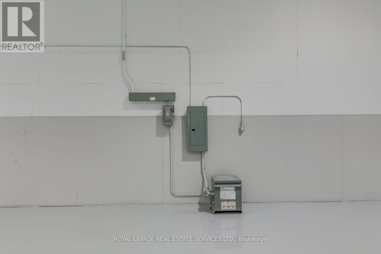 












7205 EDWARDS BOULEVARD

,
Mississauga,




Ontario
L5S1Z3

