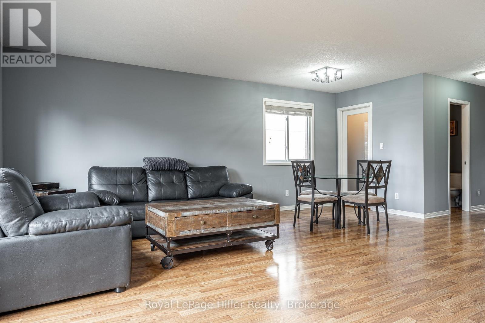 












20 HYDE ROAD

,
Stratford,




Ontario
N5A7Z4

