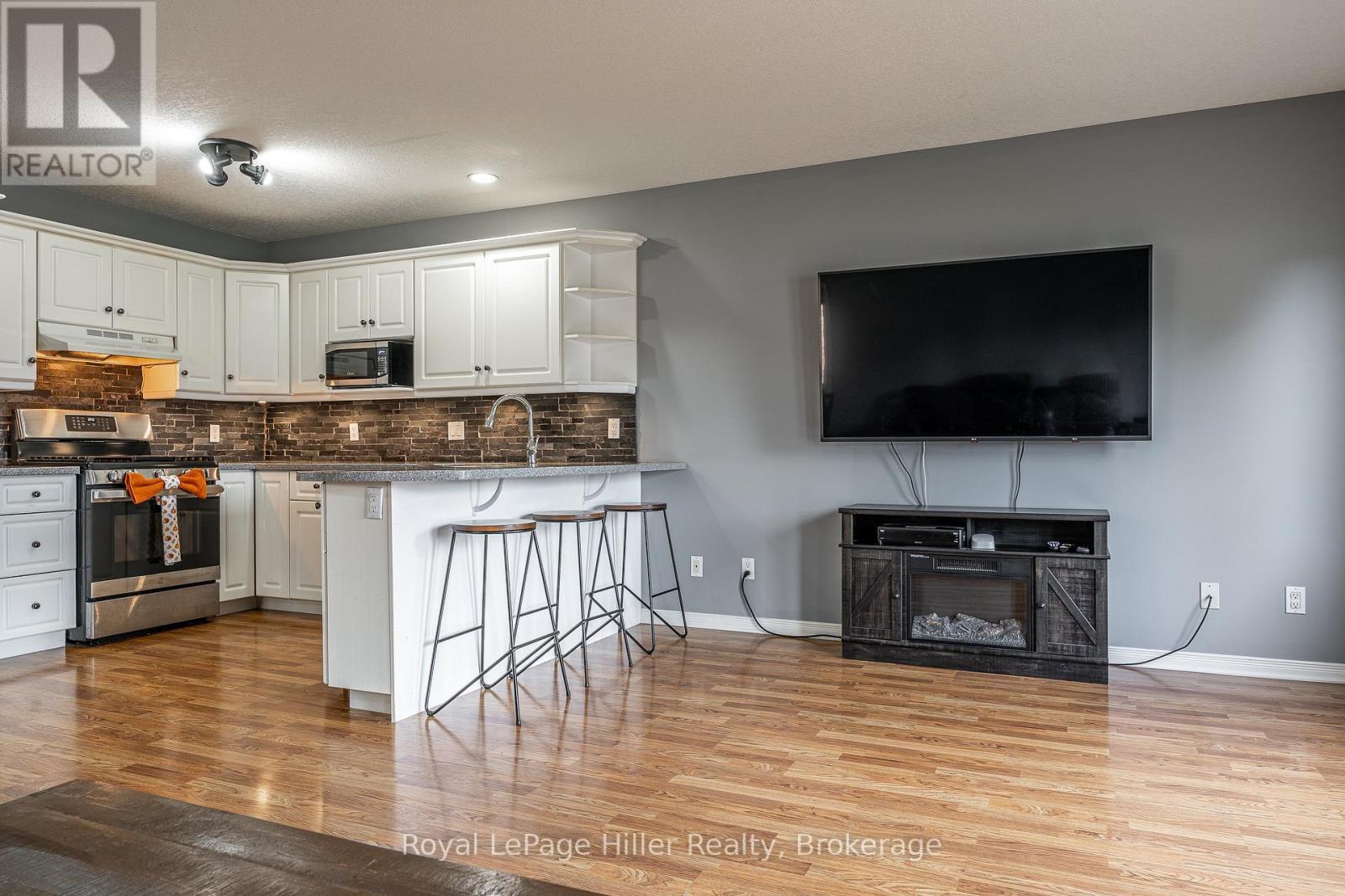 












20 HYDE ROAD

,
Stratford,




Ontario
N5A7Z4

