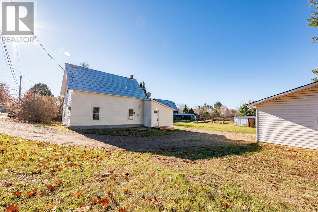 












7 ELIZABETH STREET

,
Laurentian Hills,




Ontario
K0J1J0

