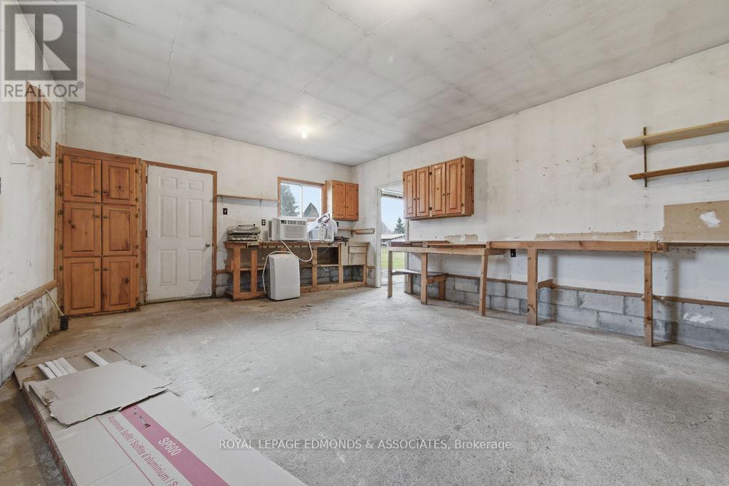 












7 ELIZABETH STREET

,
Laurentian Hills,




Ontario
K0J1J0

