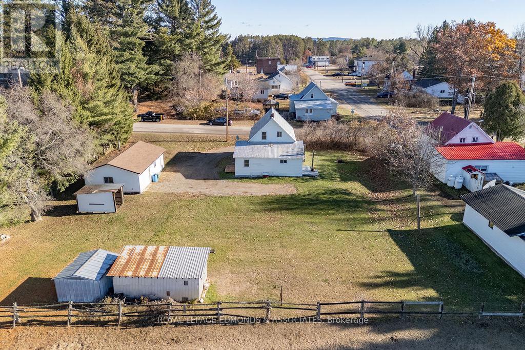 












7 ELIZABETH STREET

,
Laurentian Hills,




Ontario
K0J1J0

