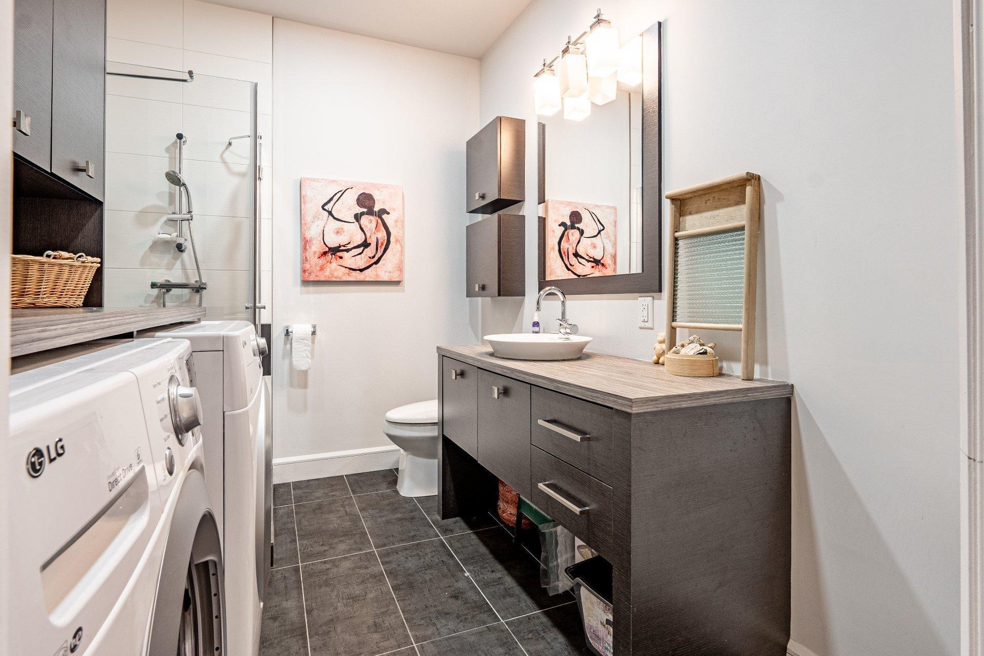 









120


Rue de Candiac

, 1103,
Sherbrooke (Les Nations),




QC
J1L1G8

