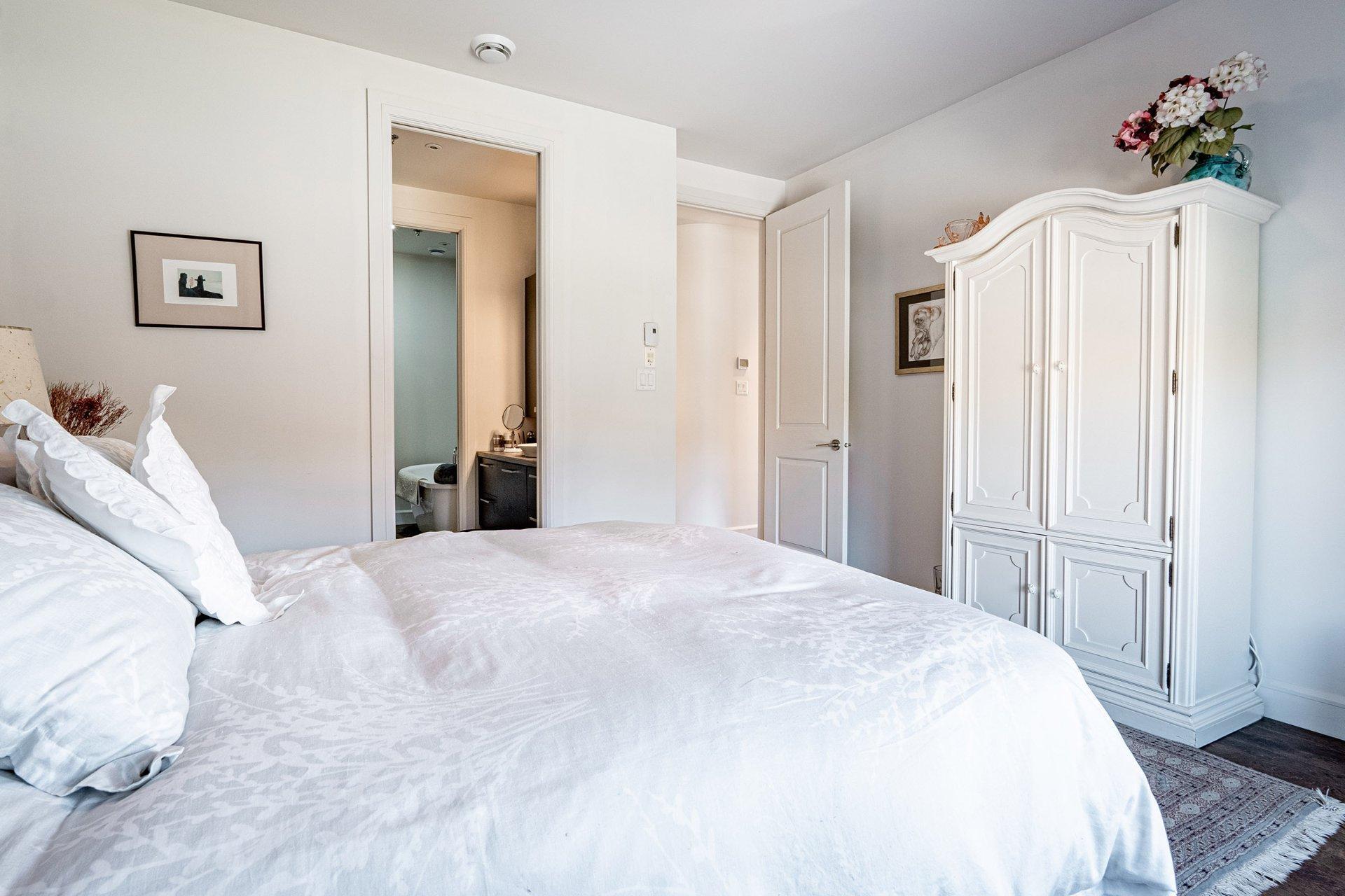 









120


Rue de Candiac

, 1103,
Sherbrooke (Les Nations),




QC
J1L1G8


