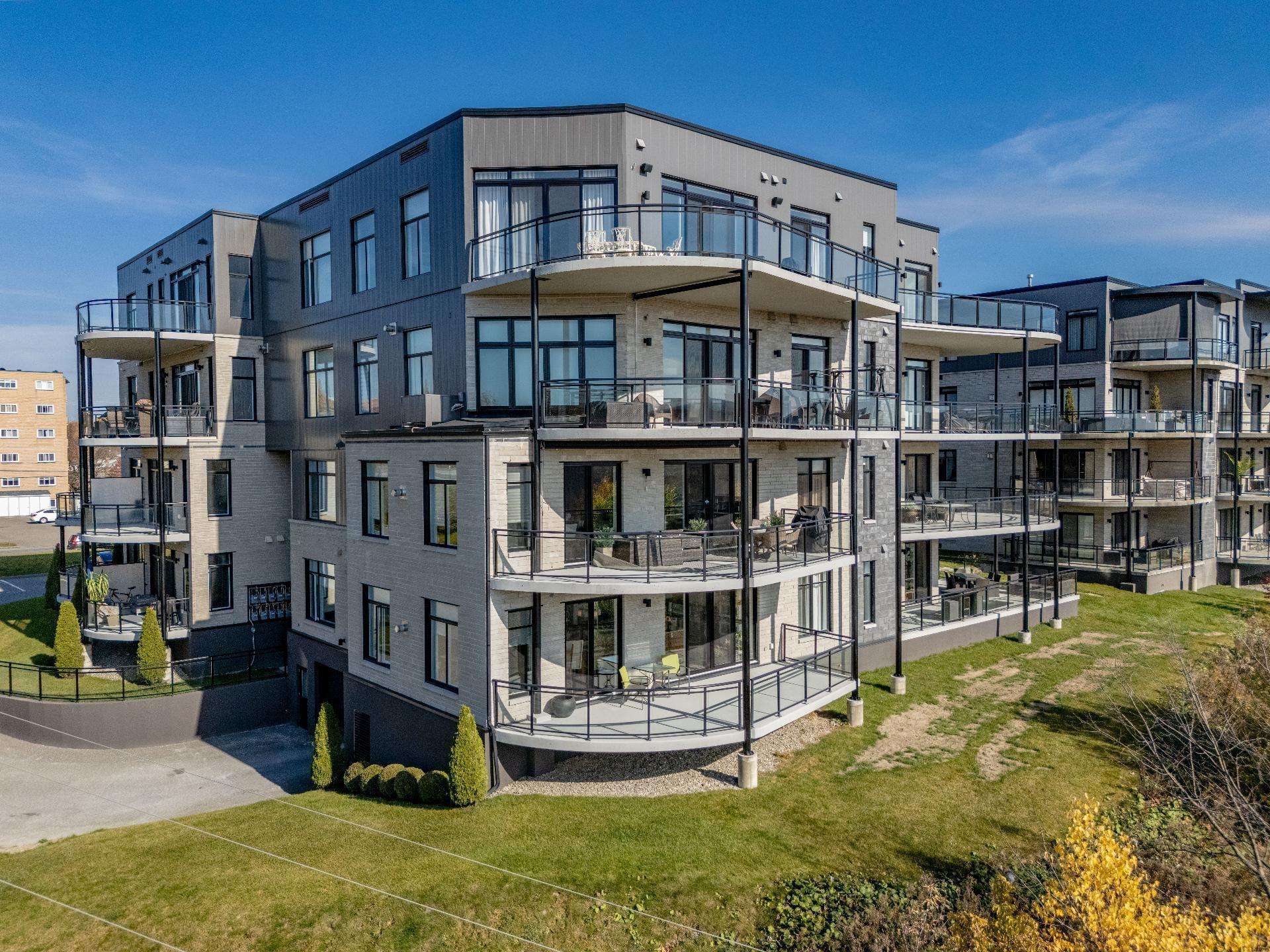 









120


Rue de Candiac

, 1103,
Sherbrooke (Les Nations),




QC
J1L1G8

