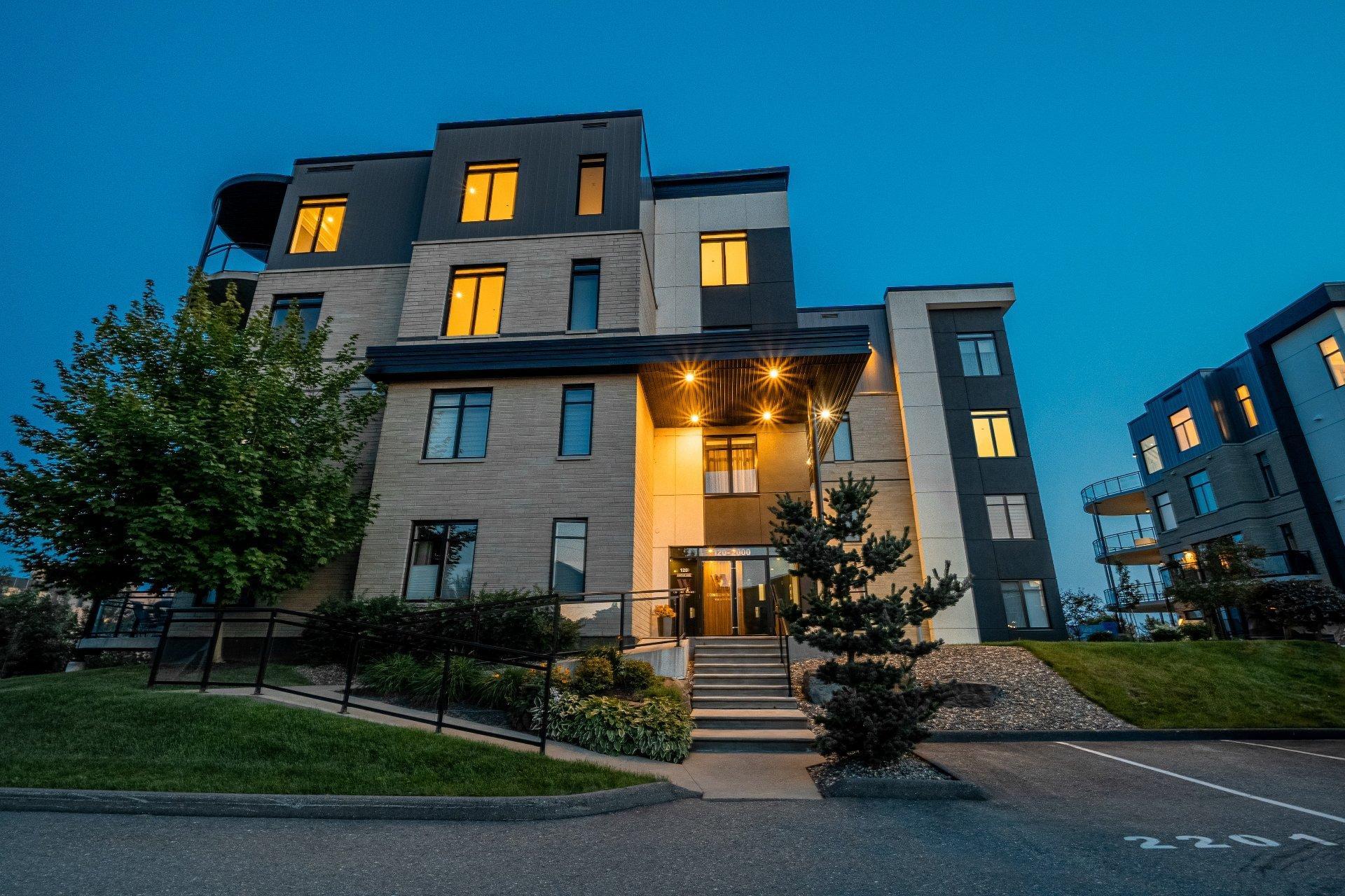 









120


Rue de Candiac

, 1103,
Sherbrooke (Les Nations),




QC
J1L1G8

