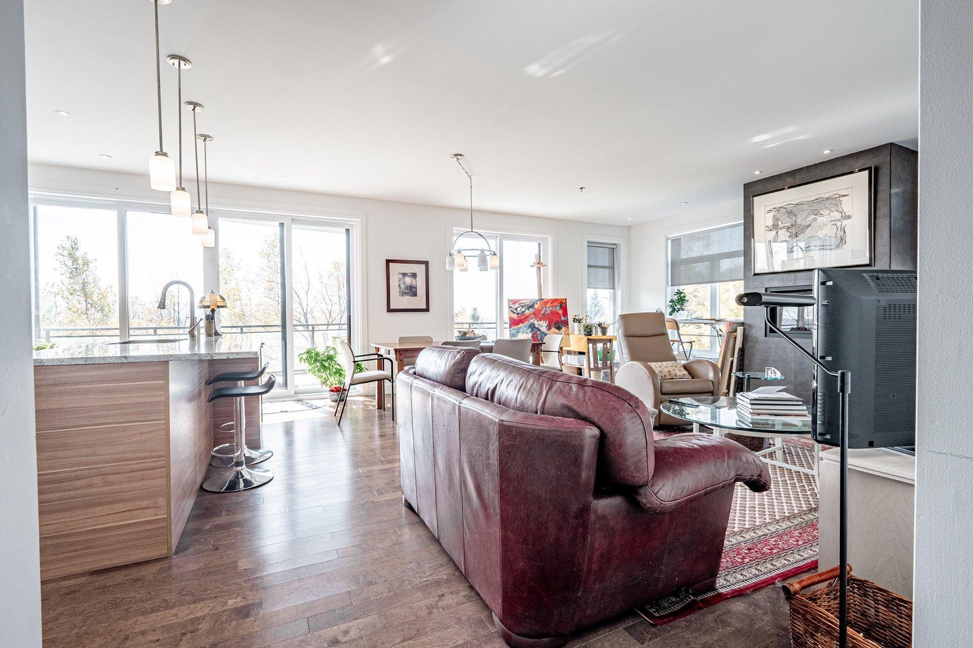 









120


Rue de Candiac

, 1103,
Sherbrooke (Les Nations),




QC
J1L1G8

