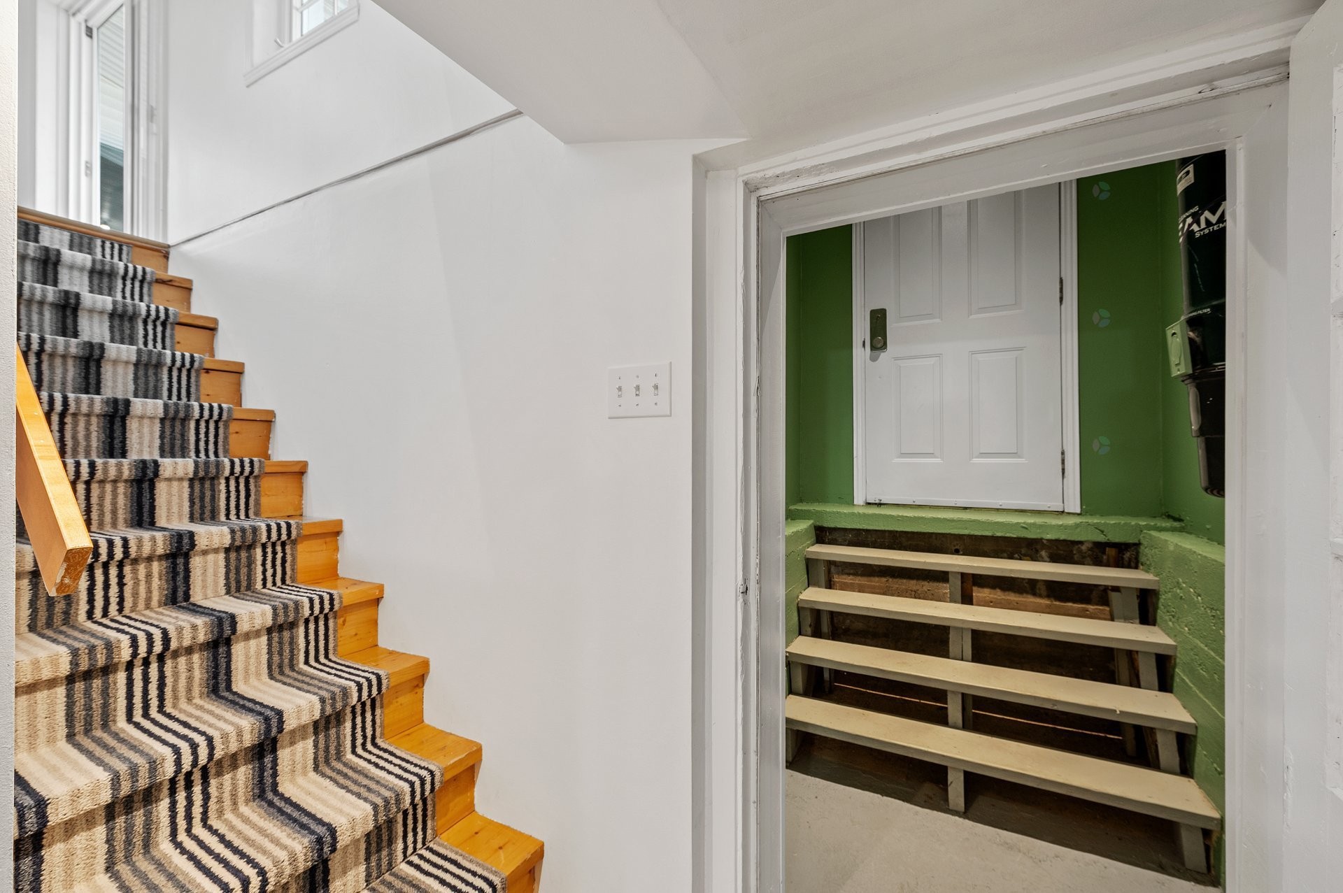 









636

 - 638


8e Avenue

,
Saint-Jérôme,




QC
J7Z4Y1

