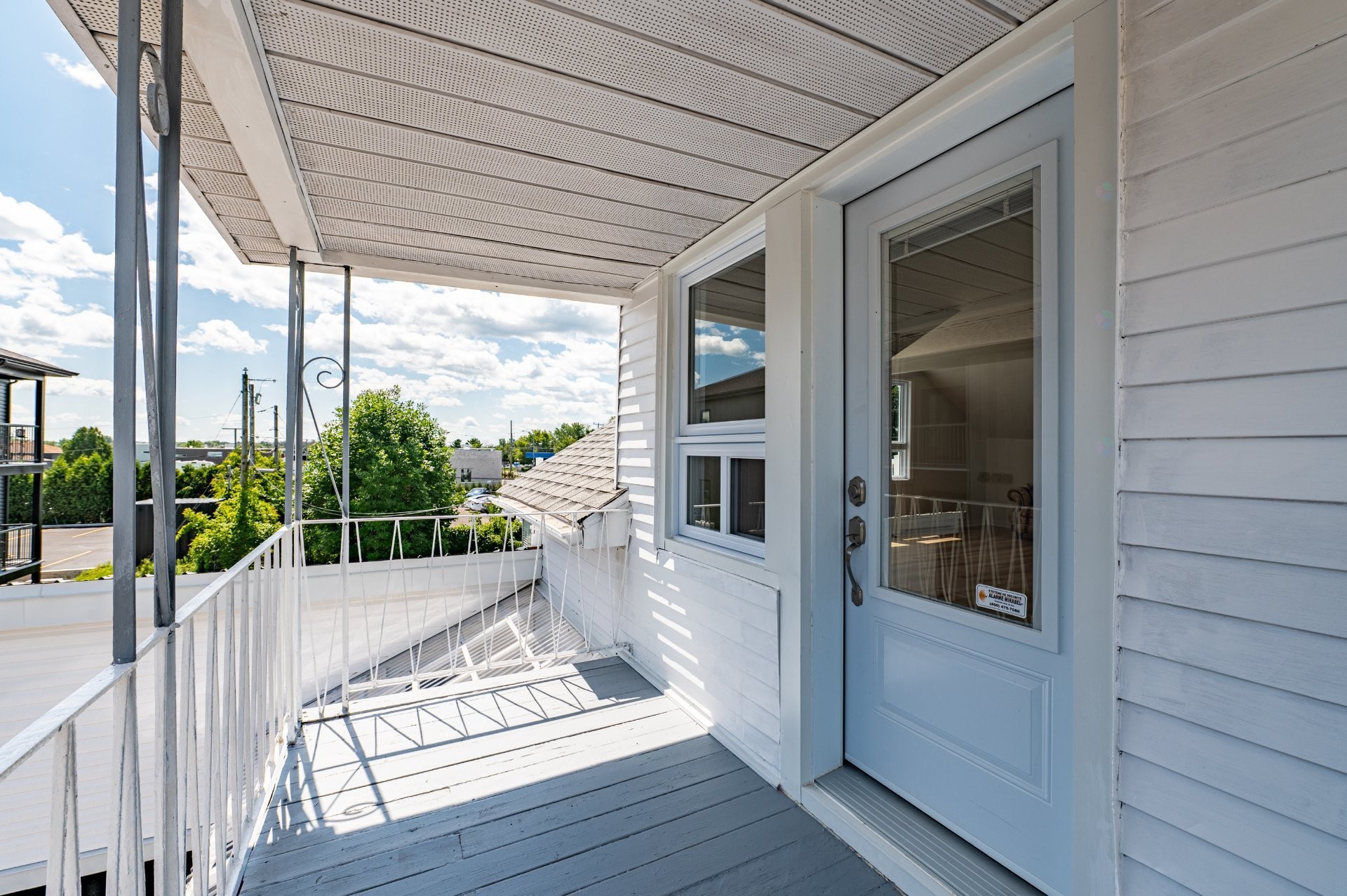 









636

 - 638


8e Avenue

,
Saint-Jérôme,




QC
J7Z4Y1

