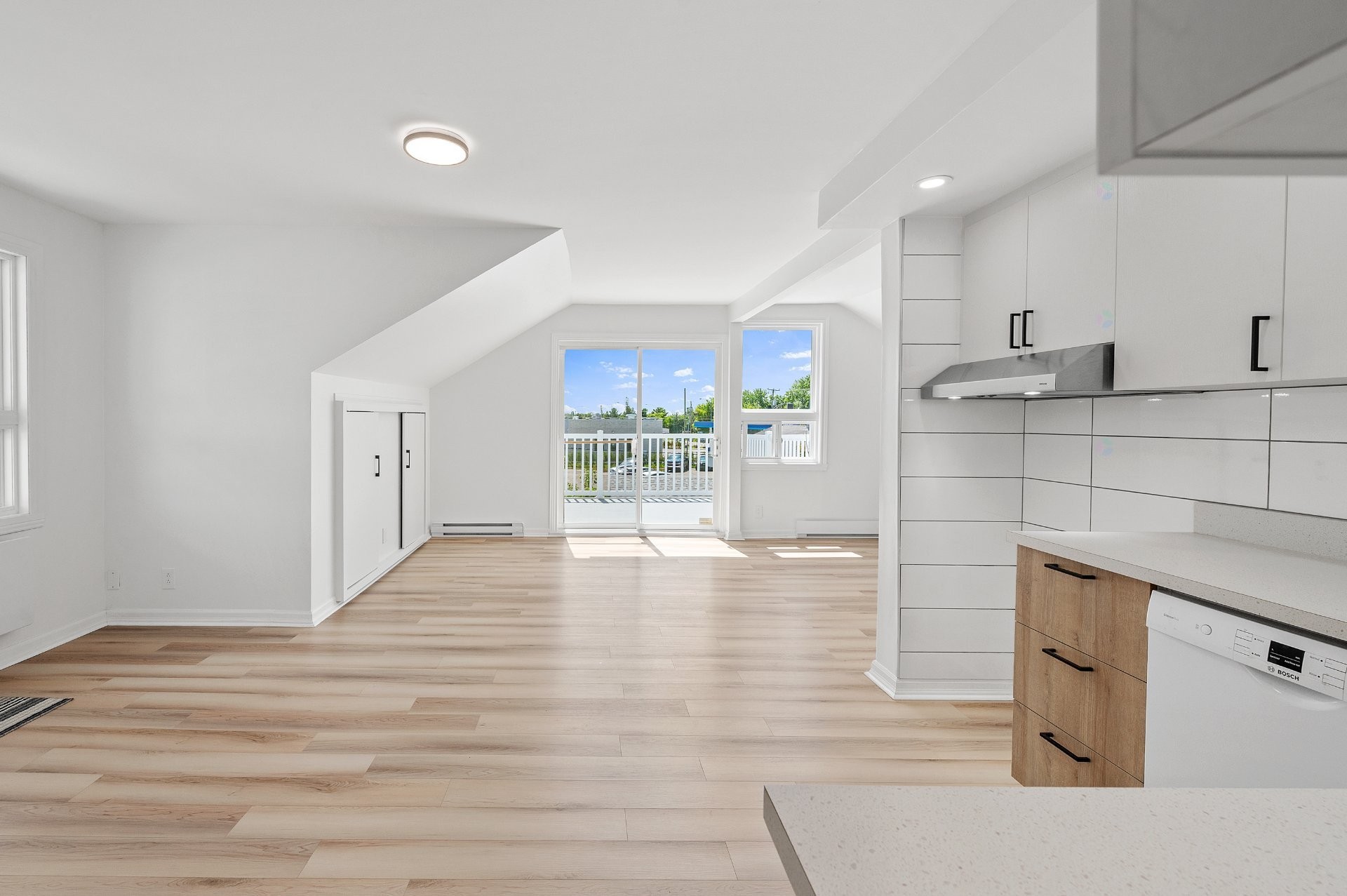 









636

 - 638


8e Avenue

,
Saint-Jérôme,




QC
J7Z4Y1

