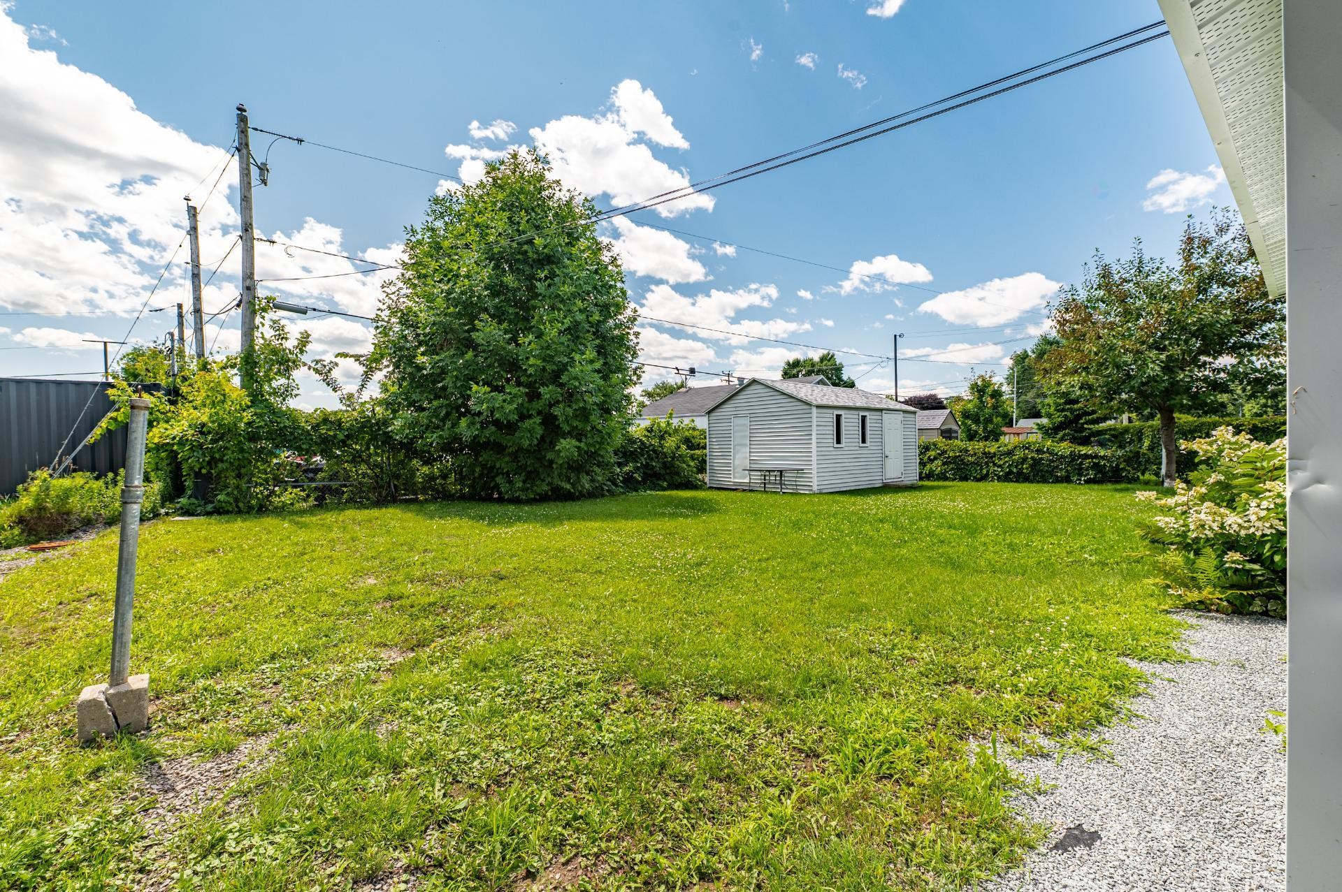 









636

 - 638


8e Avenue

,
Saint-Jérôme,




QC
J7Z4Y1

