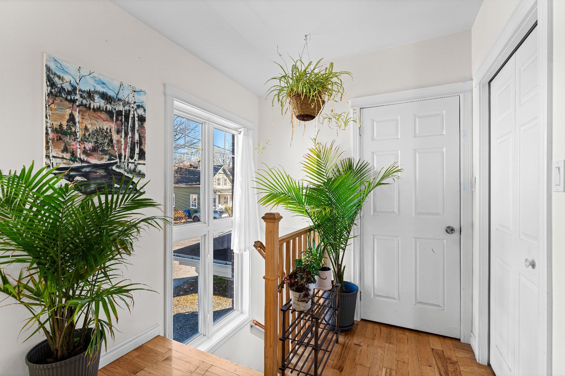 









885Z

 - 889Z


Rue Child

,
Coaticook,




QC
J1A2C8

