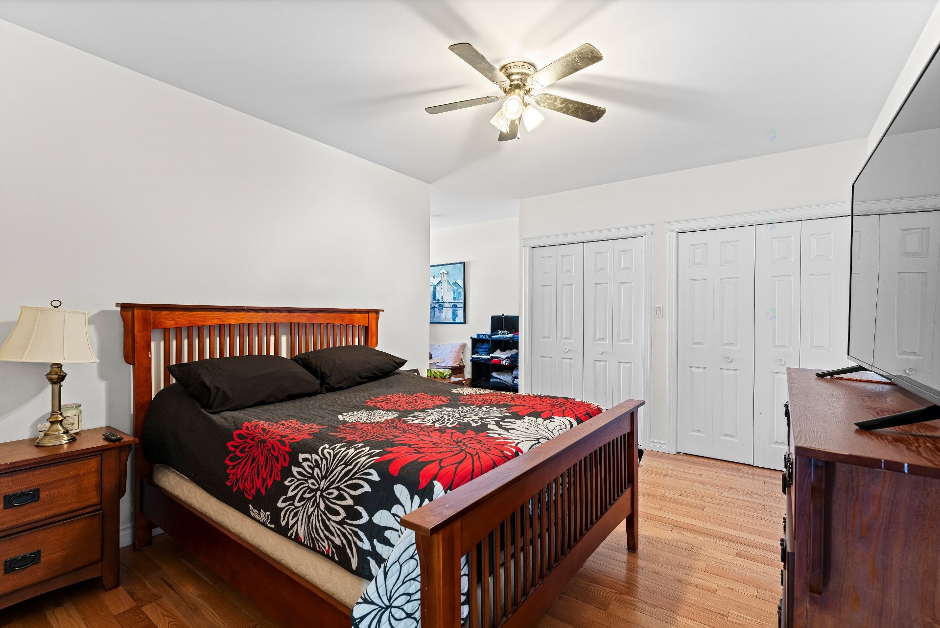 









885Z

 - 889Z


Rue Child

,
Coaticook,




QC
J1A2C8

