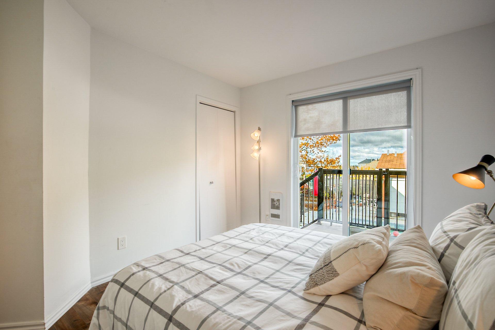 









1387


Rue du Bonheur

,
Saint-Alexandre,




QC
J0J1S0

