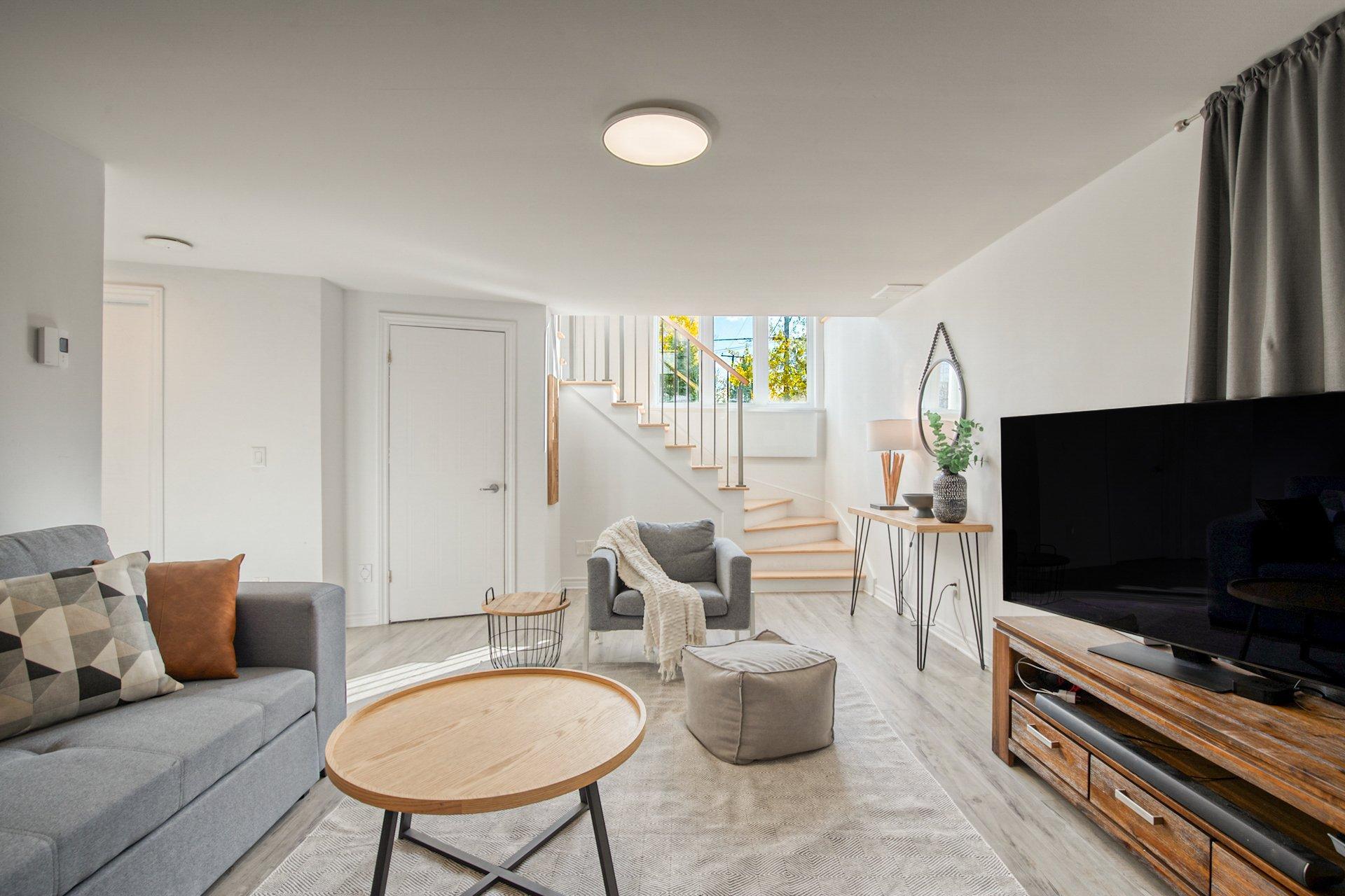 









1387


Rue du Bonheur

,
Saint-Alexandre,




QC
J0J1S0

