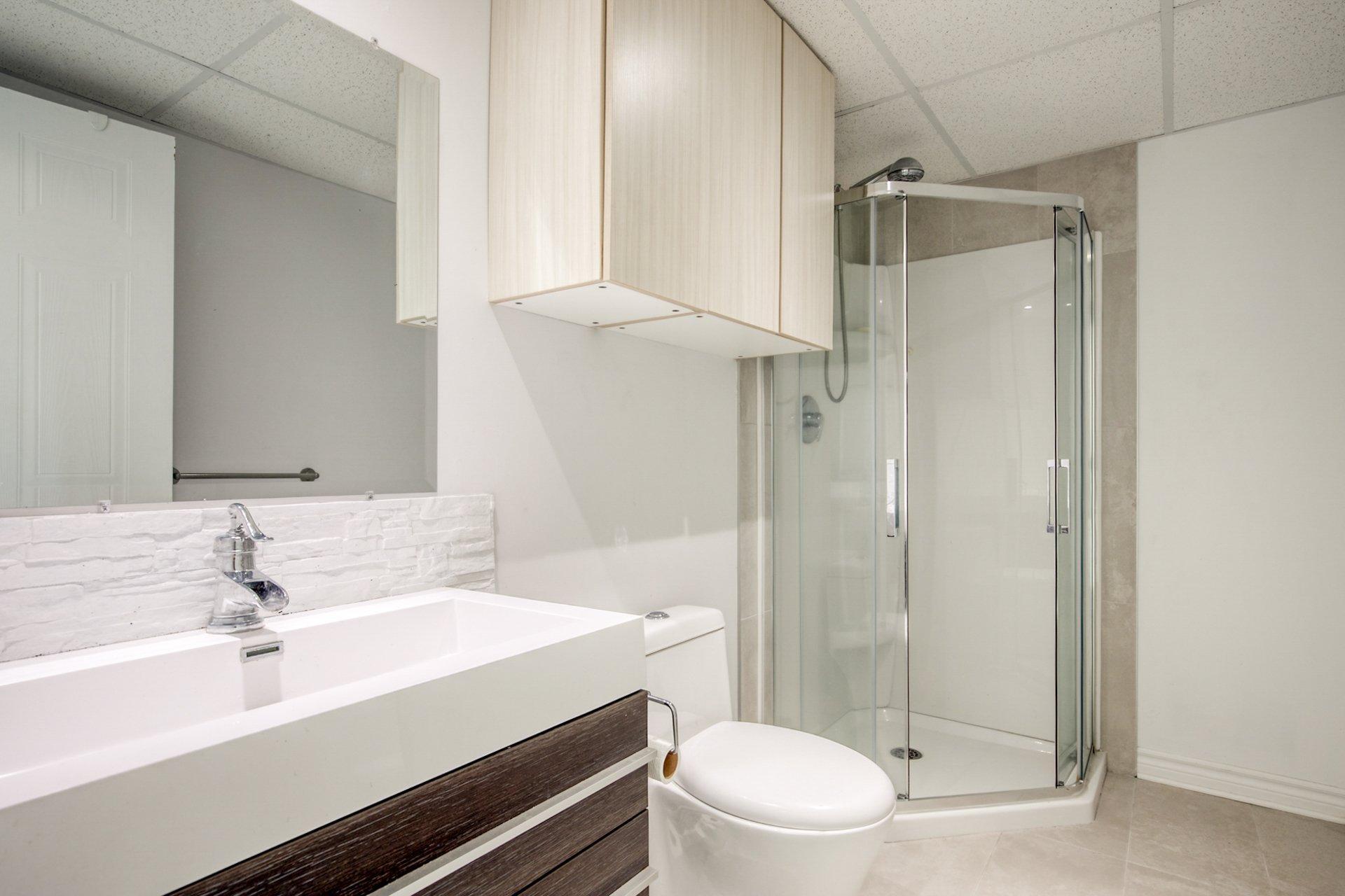 









1387


Rue du Bonheur

,
Saint-Alexandre,




QC
J0J1S0

