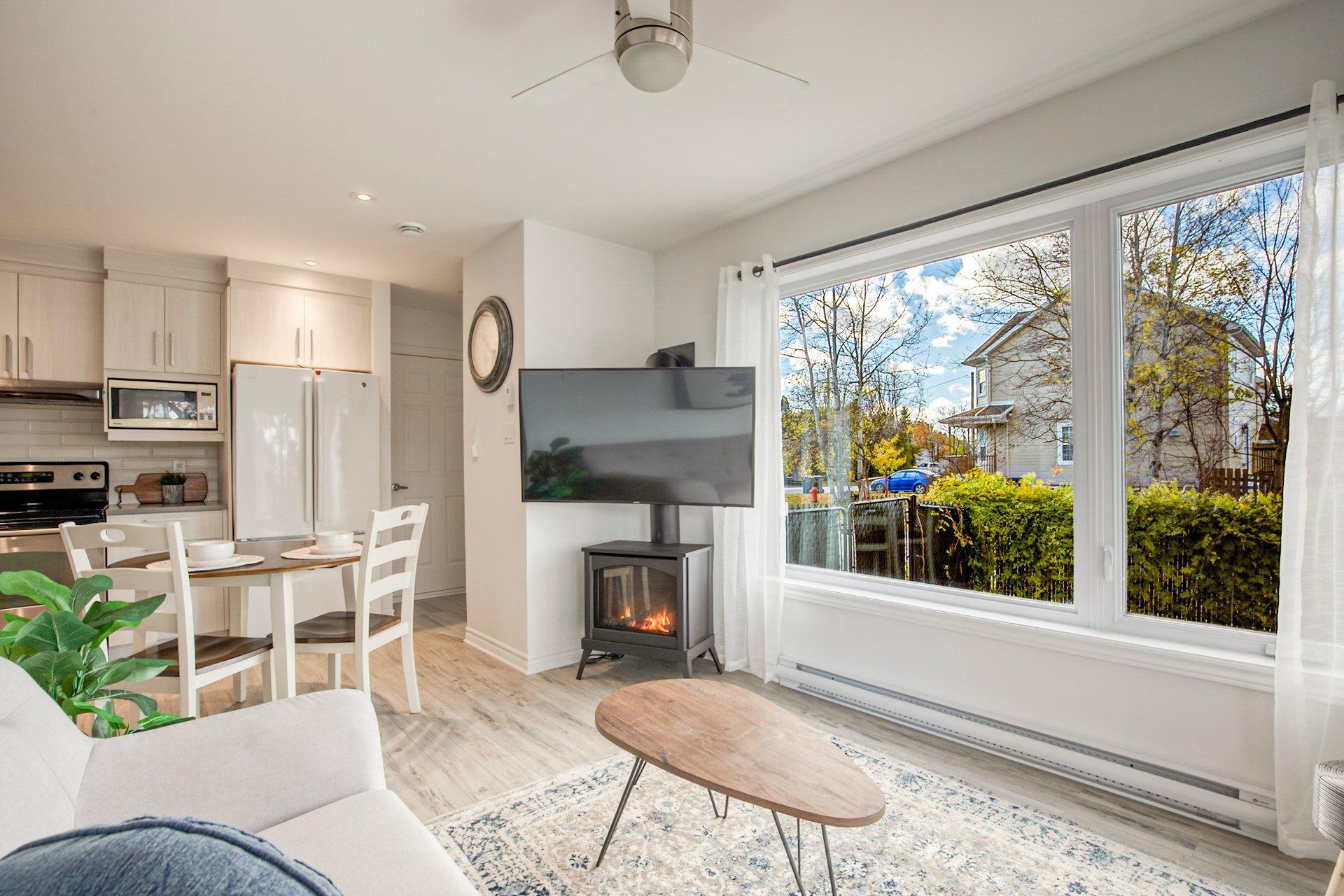 









1387


Rue du Bonheur

,
Saint-Alexandre,




QC
J0J1S0

