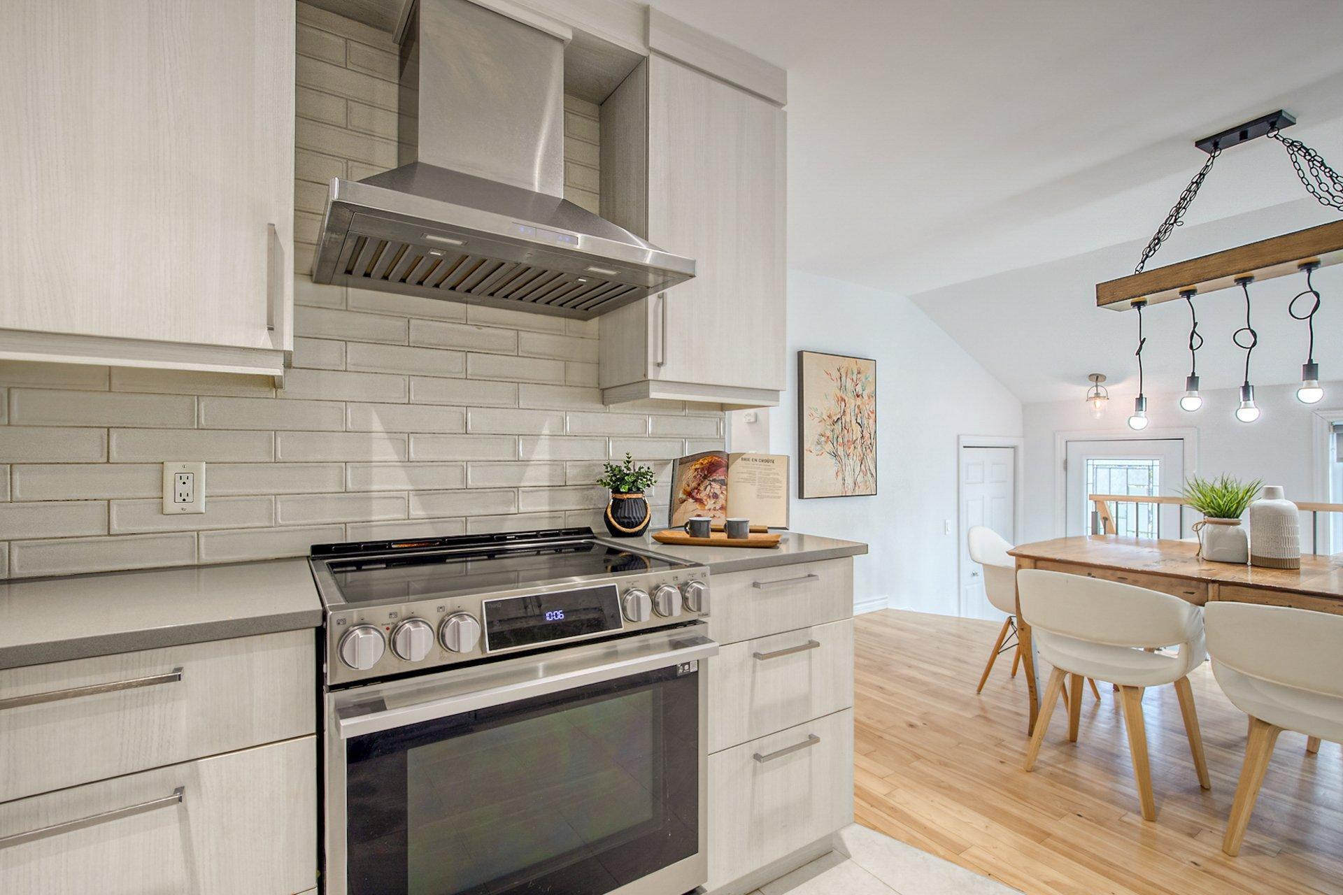 









1387


Rue du Bonheur

,
Saint-Alexandre,




QC
J0J1S0

