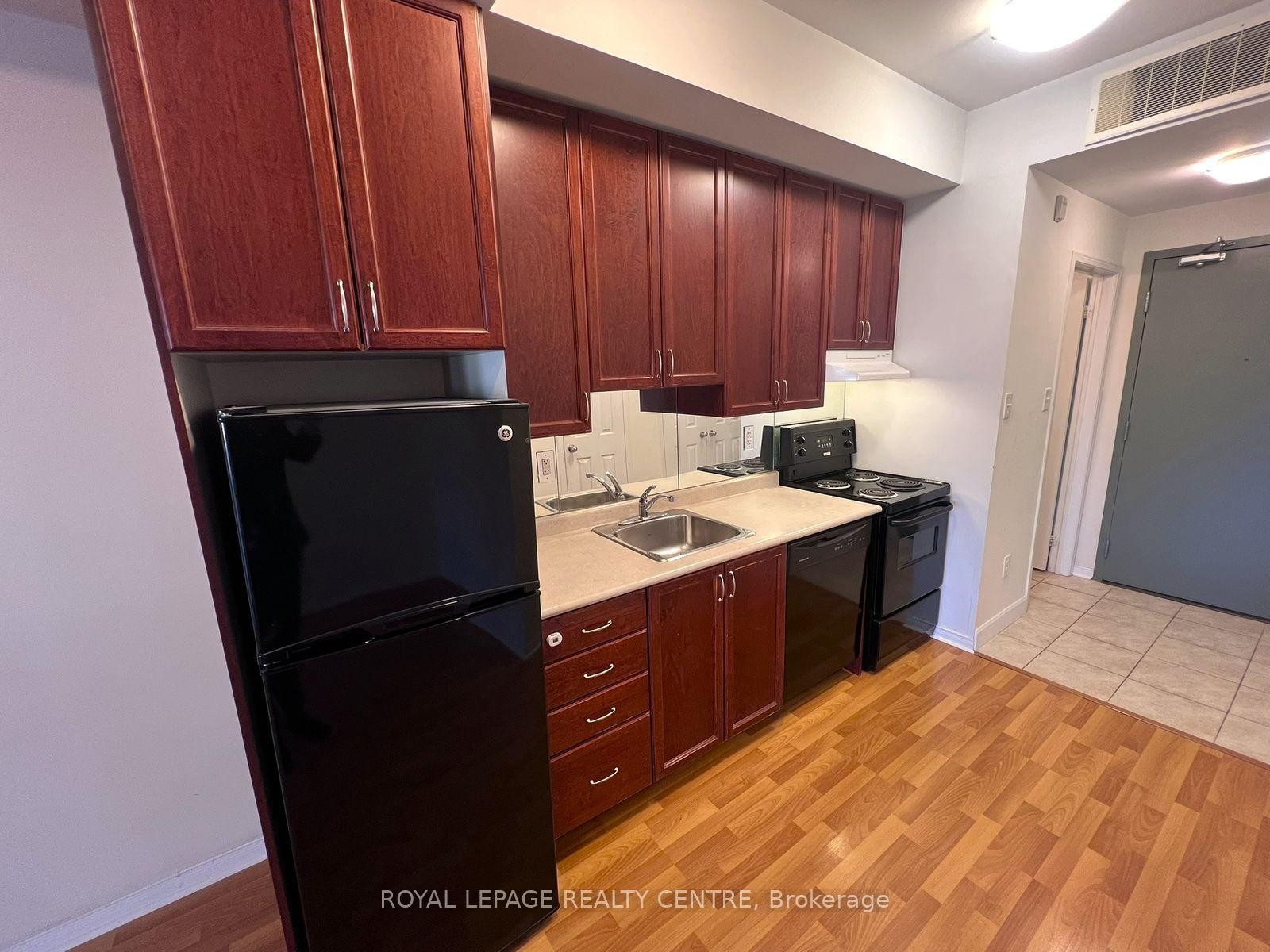 









3055


Thomas

Street, 113,
Mississauga,




ON
L5M 0M4

