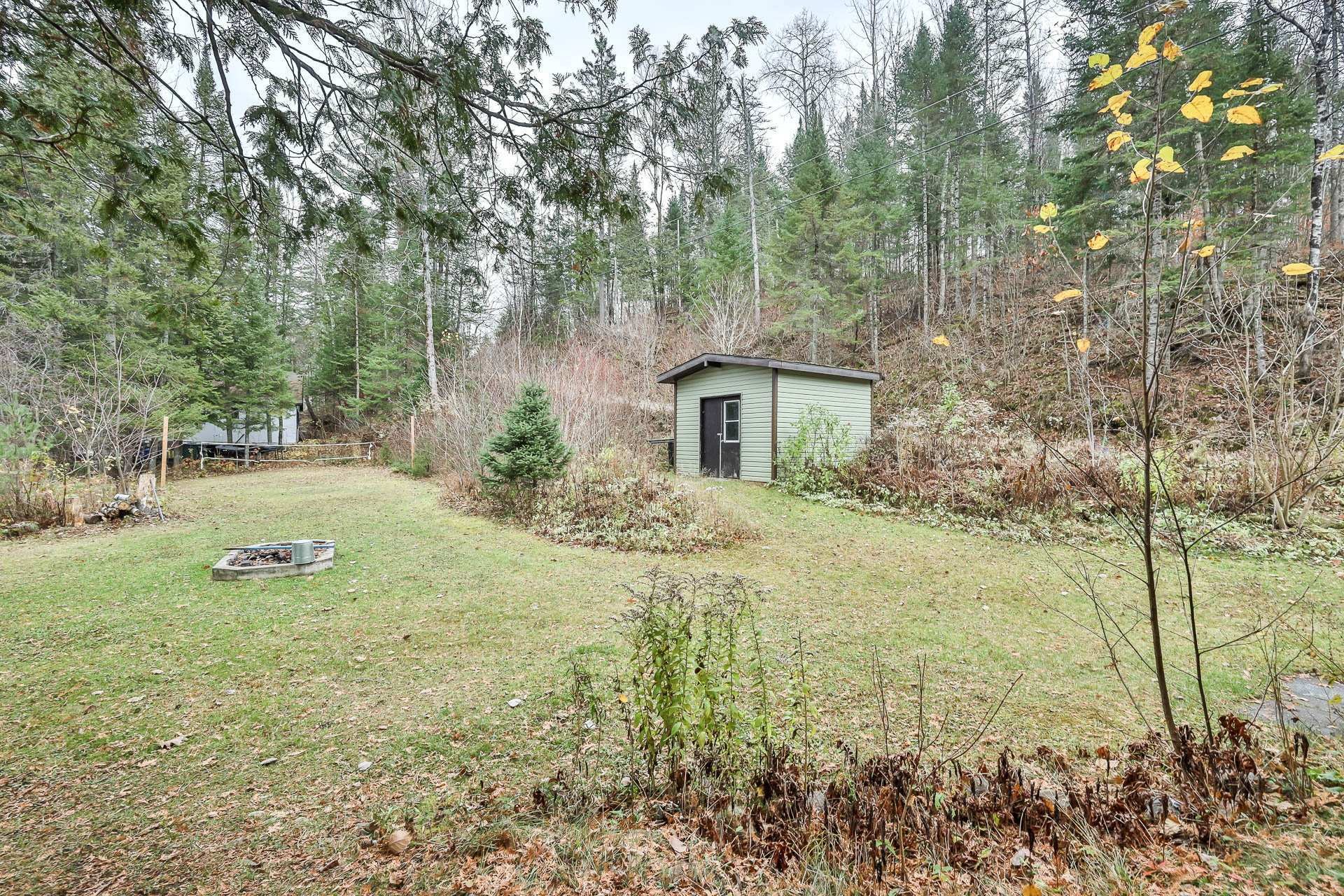 









129


Ch. Laporte

,
Val-des-Bois,




QC
J0X3C0

