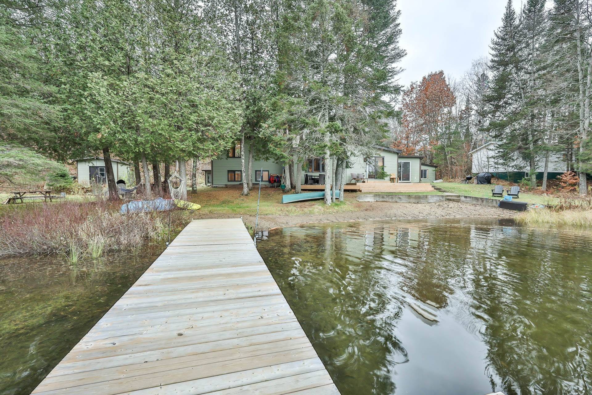 









129


Ch. Laporte

,
Val-des-Bois,




QC
J0X3C0

