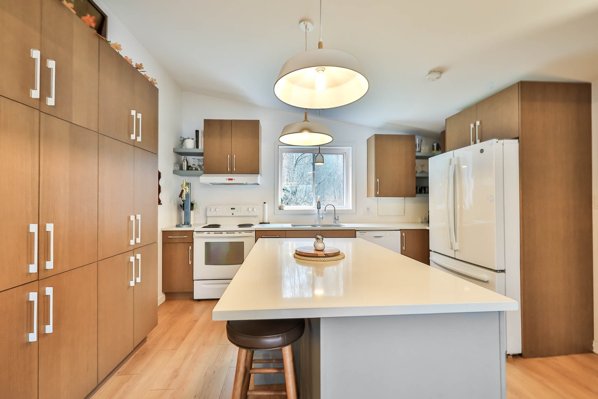 









129


Ch. Laporte

,
Val-des-Bois,




QC
J0X3C0

