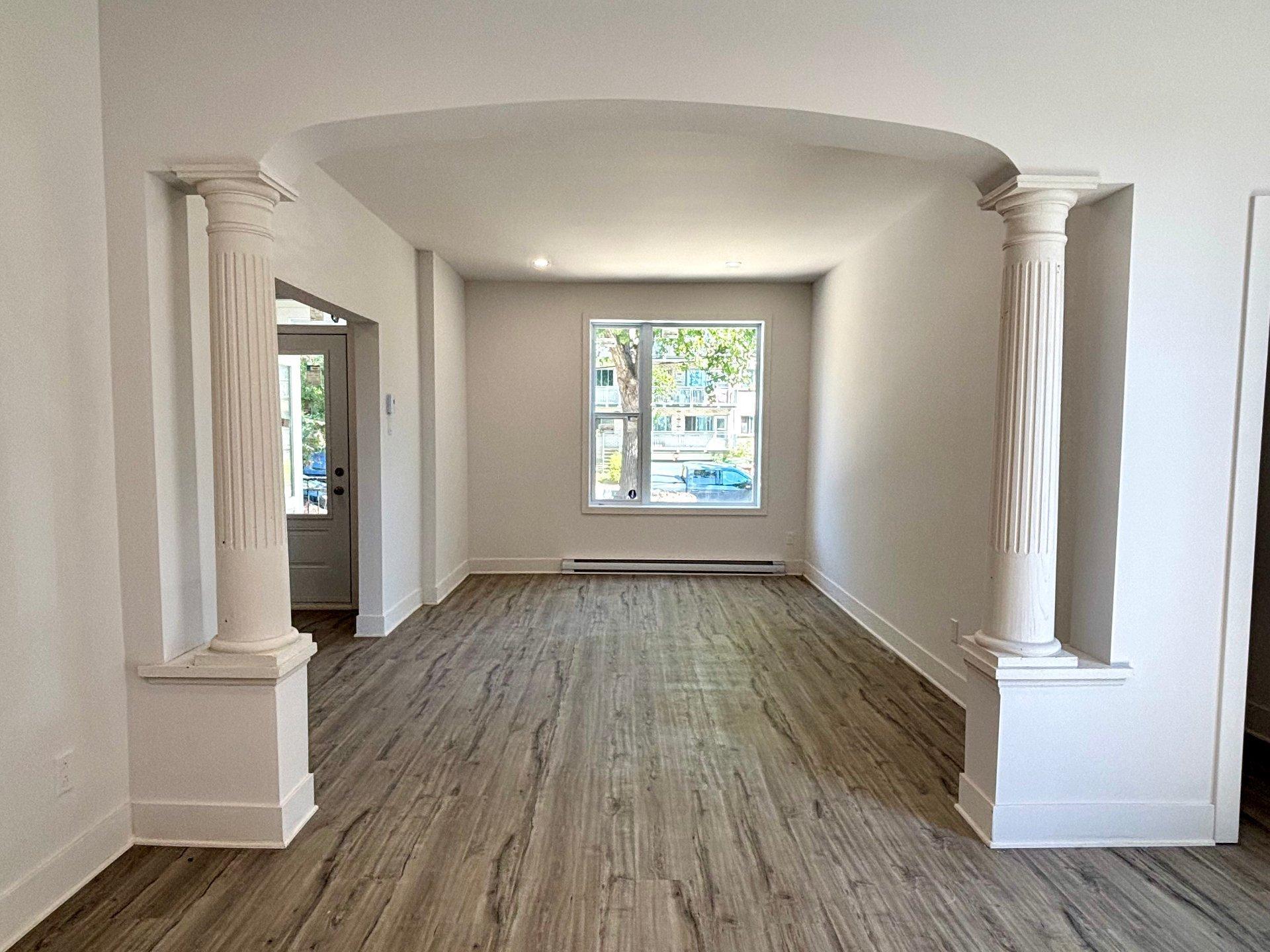 









2142


Boul. Grand

, 2142,
Montréal (Côte-des-Neiges/Notre-Dame-de-Grâce),




QC
H4B2W8

