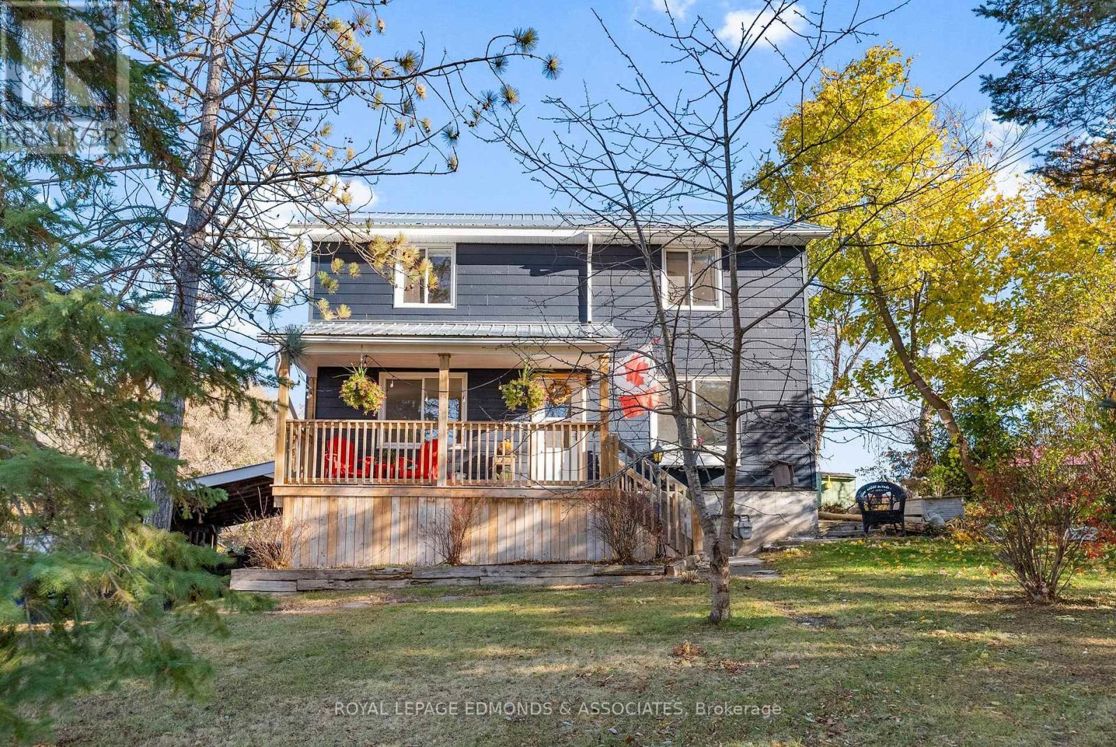 












1854 BEACHBURG ROAD

,
Whitewater Region,




Ontario
K0J1C0

