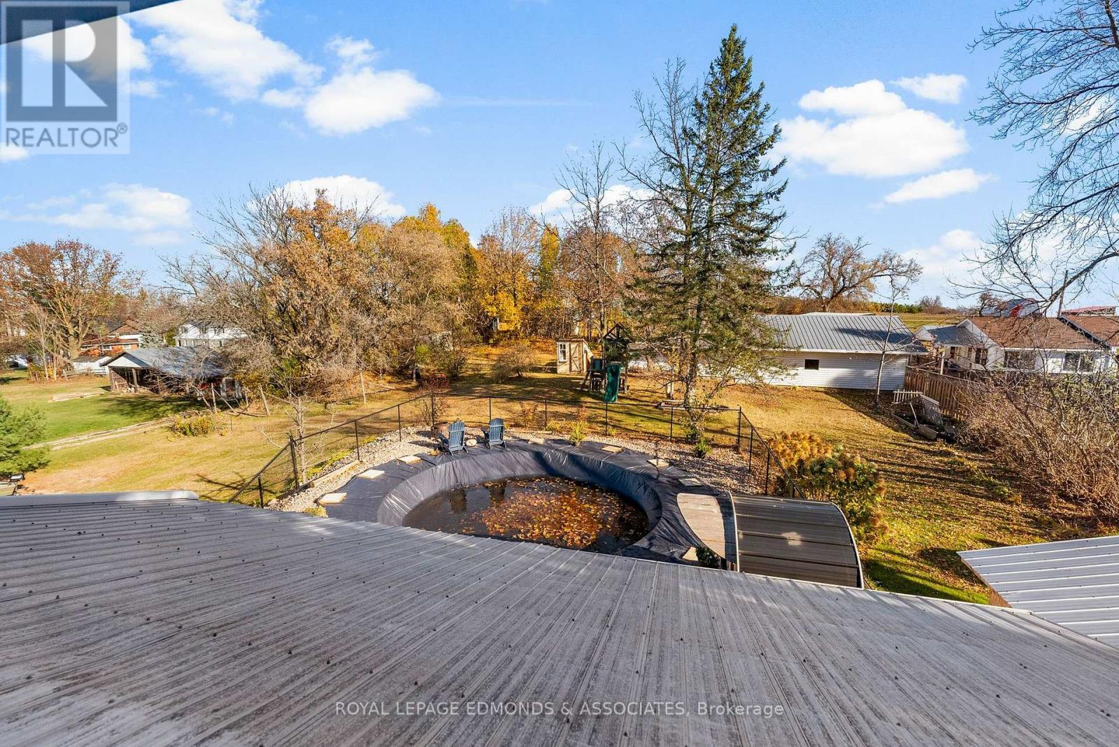 












1854 BEACHBURG ROAD

,
Whitewater Region,




Ontario
K0J1C0

