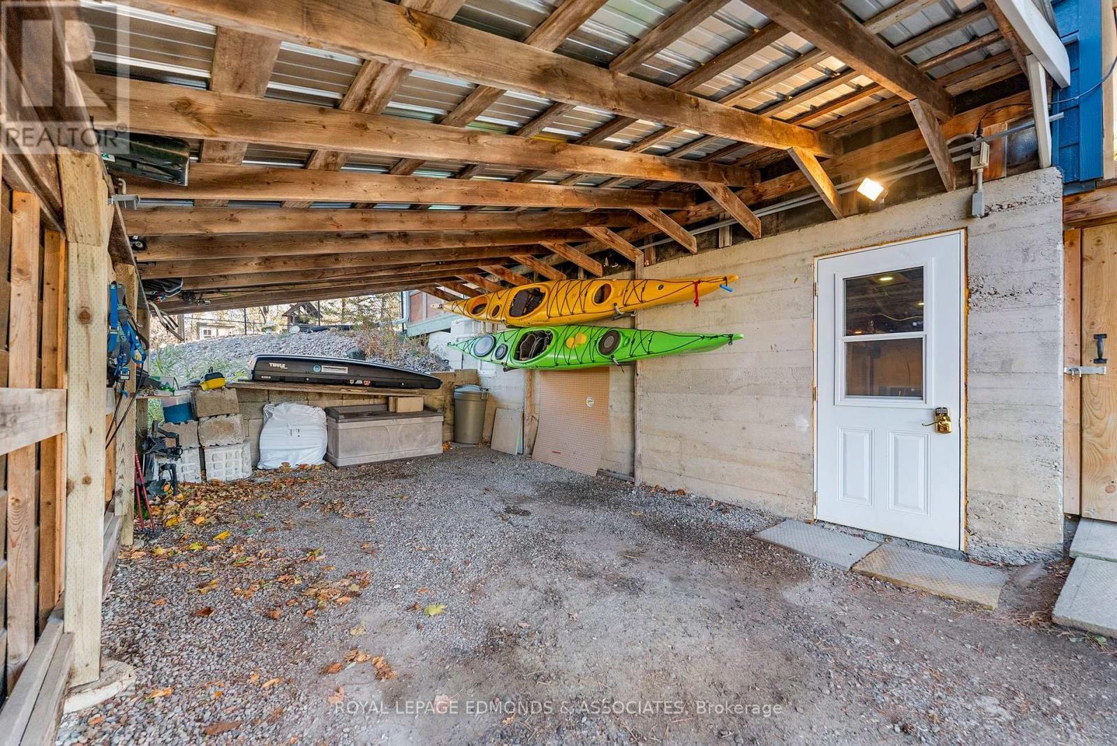 












1854 BEACHBURG ROAD

,
Whitewater Region,




Ontario
K0J1C0

