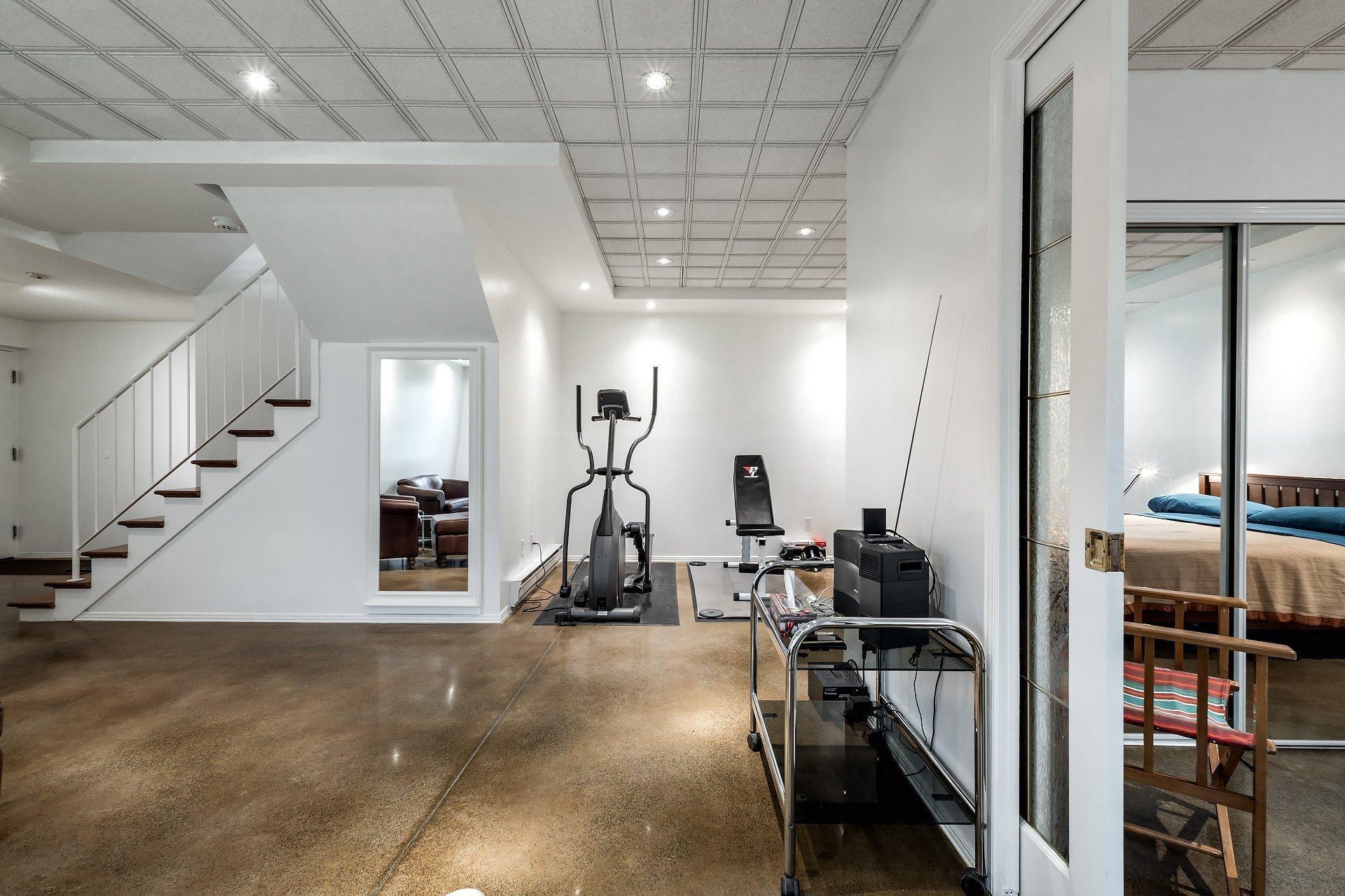 









1


Av. Sauriol

,
Laval (Laval-des-Rapides),




QC
H7N3A3

