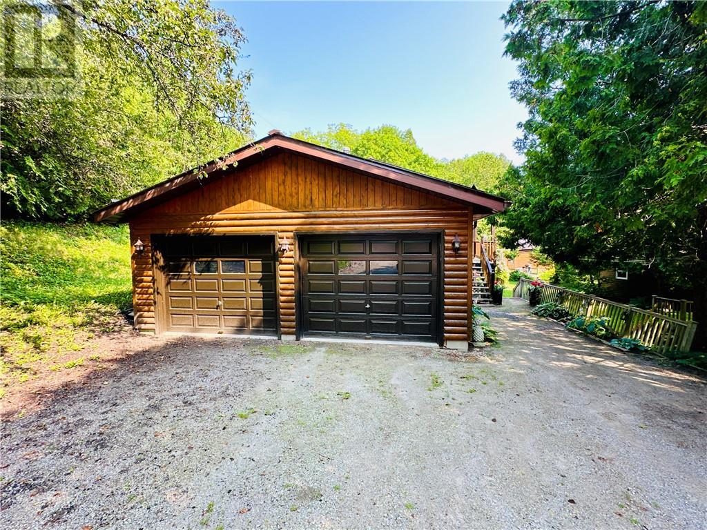 












544 Ketchankookem Trail

,
Mindemoya, Manitoulin Island,




Ontario
P0P1S0

