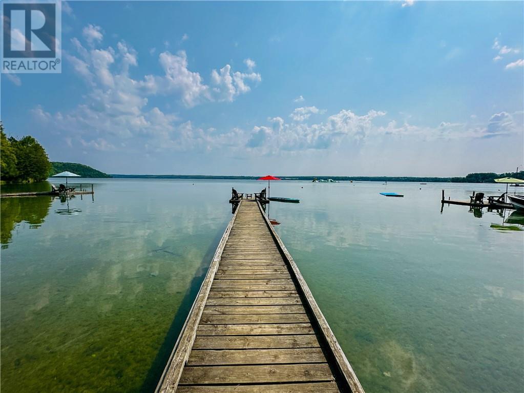 












544 Ketchankookem Trail

,
Mindemoya, Manitoulin Island,




Ontario
P0P1S0

