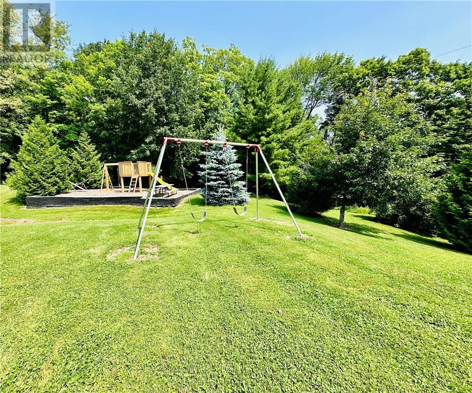 












544 Ketchankookem Trail

,
Mindemoya, Manitoulin Island,




Ontario
P0P1S0

