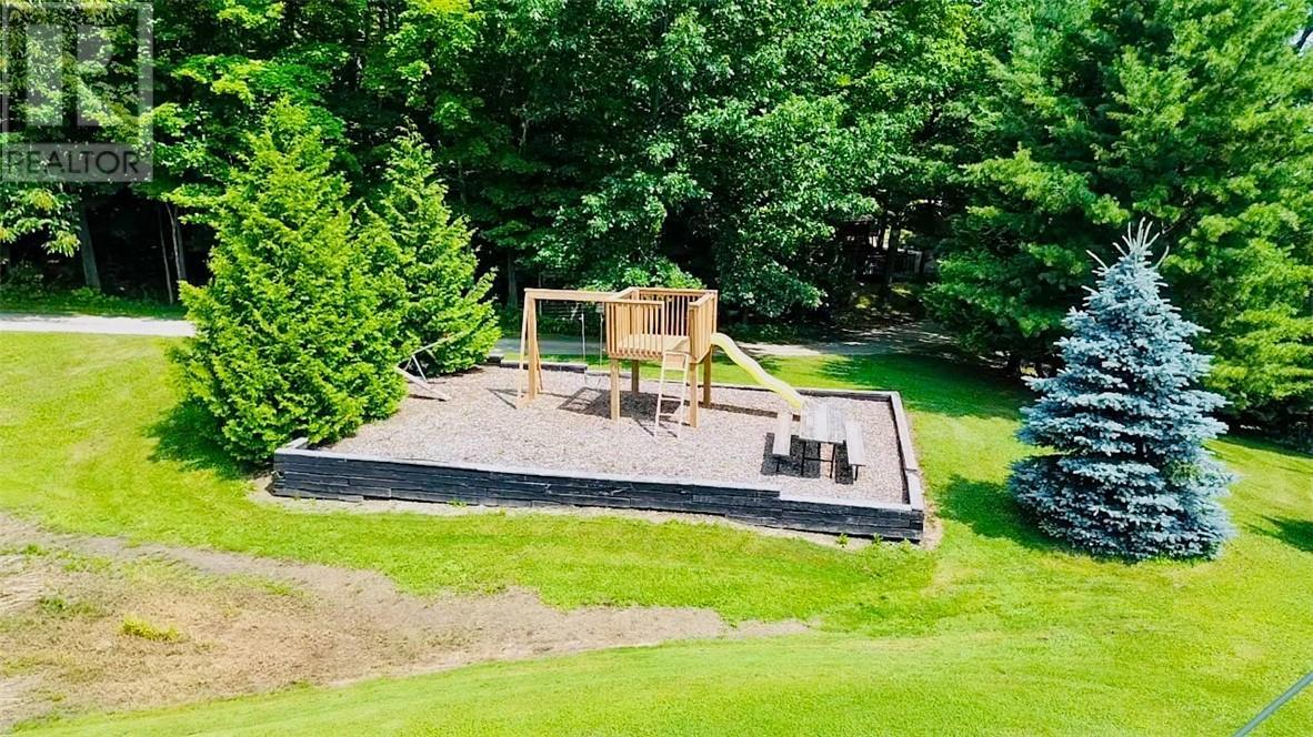 












544 Ketchankookem Trail

,
Mindemoya, Manitoulin Island,




Ontario
P0P1S0

