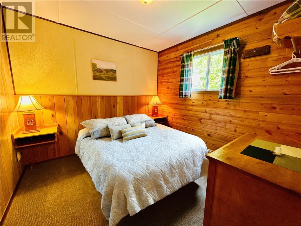 












544 Ketchankookem Trail

,
Mindemoya, Manitoulin Island,




Ontario
P0P1S0

