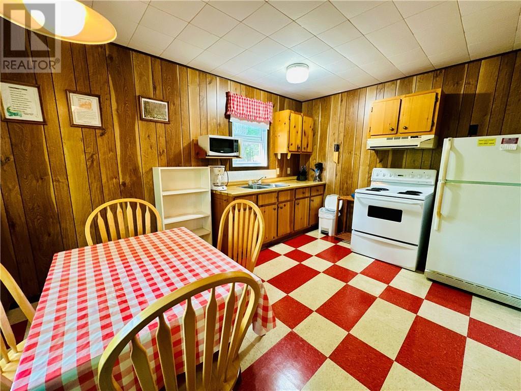 












544 Ketchankookem Trail

,
Mindemoya, Manitoulin Island,




Ontario
P0P1S0

