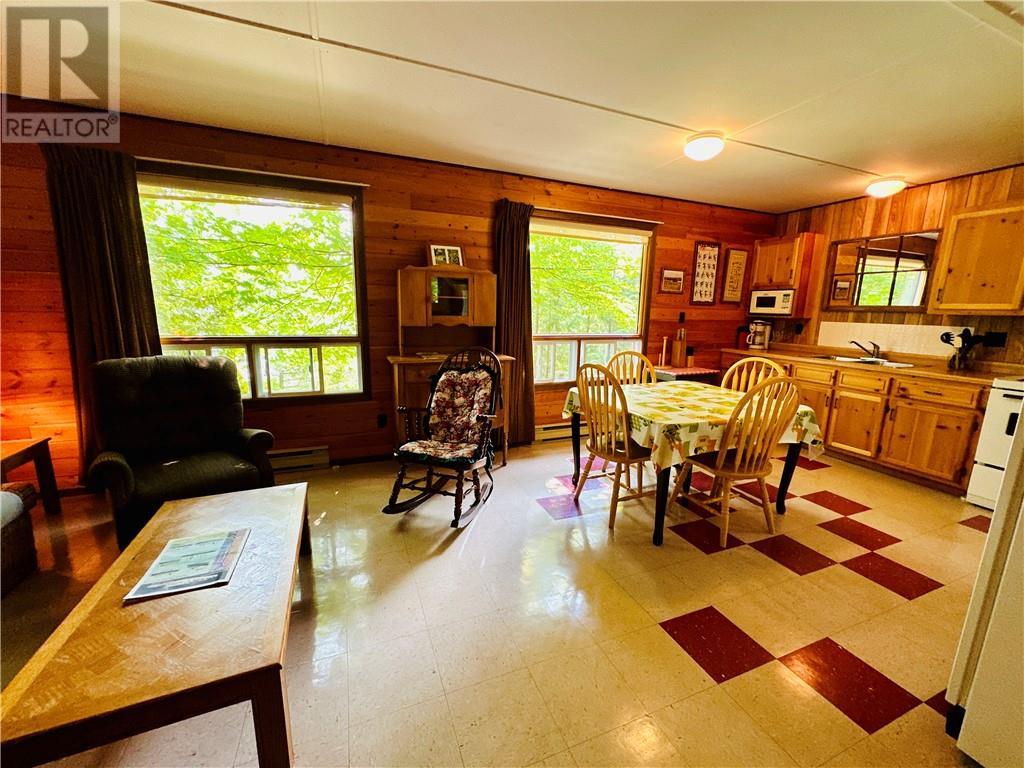 












544 Ketchankookem Trail

,
Mindemoya, Manitoulin Island,




Ontario
P0P1S0

