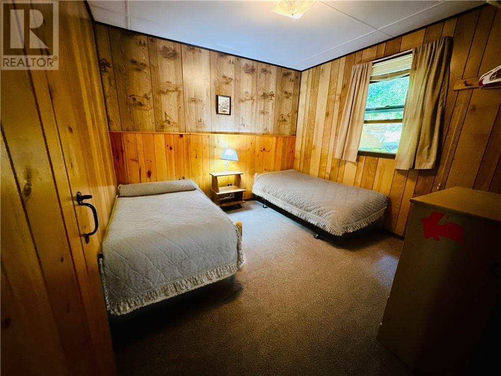 












544 Ketchankookem Trail

,
Mindemoya, Manitoulin Island,




Ontario
P0P1S0

