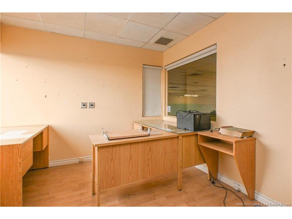 









1301


rue des Fondateurs

ST,
Paquetville,




NB
E8R 1A7

