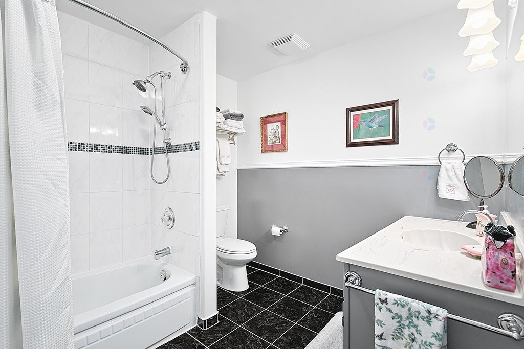 









16


Rue Mill

,
Portage-du-Fort,




QC
J0X2T0

