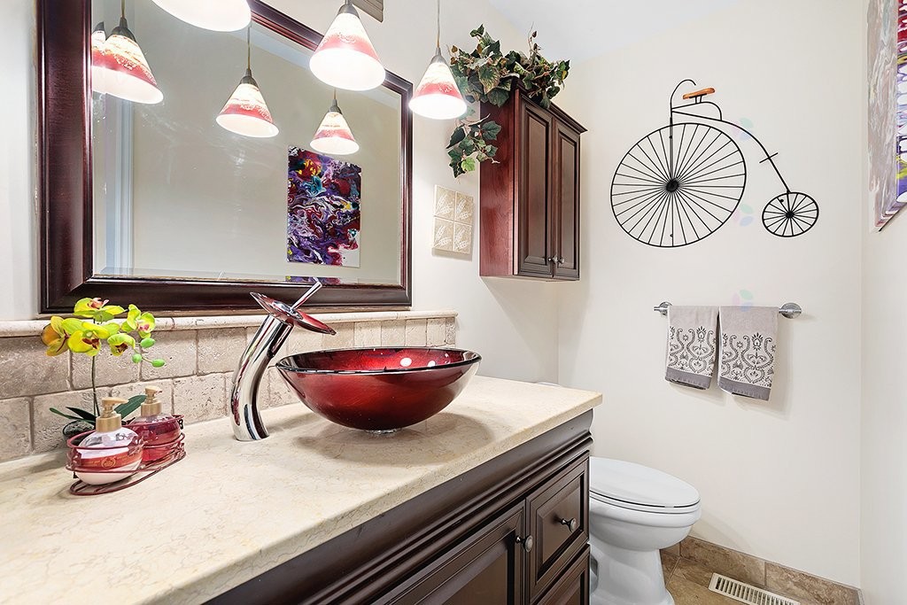 









16


Rue Mill

,
Portage-du-Fort,




QC
J0X2T0

