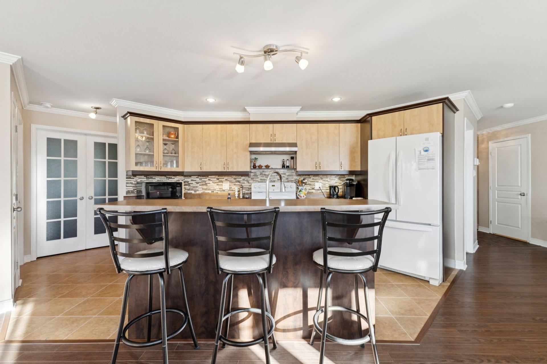 









471


Rue de Cannes

, 103,
Gatineau (Gatineau),




QC
J8V4E6

