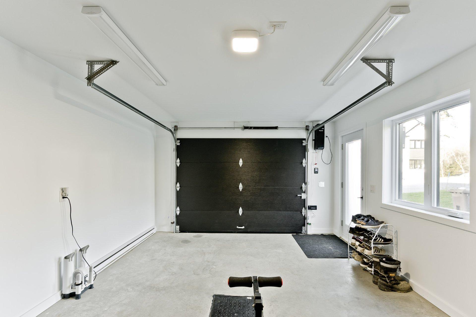 









780


Rue Mcauley

,
Coaticook,




QC
J1A1J9

