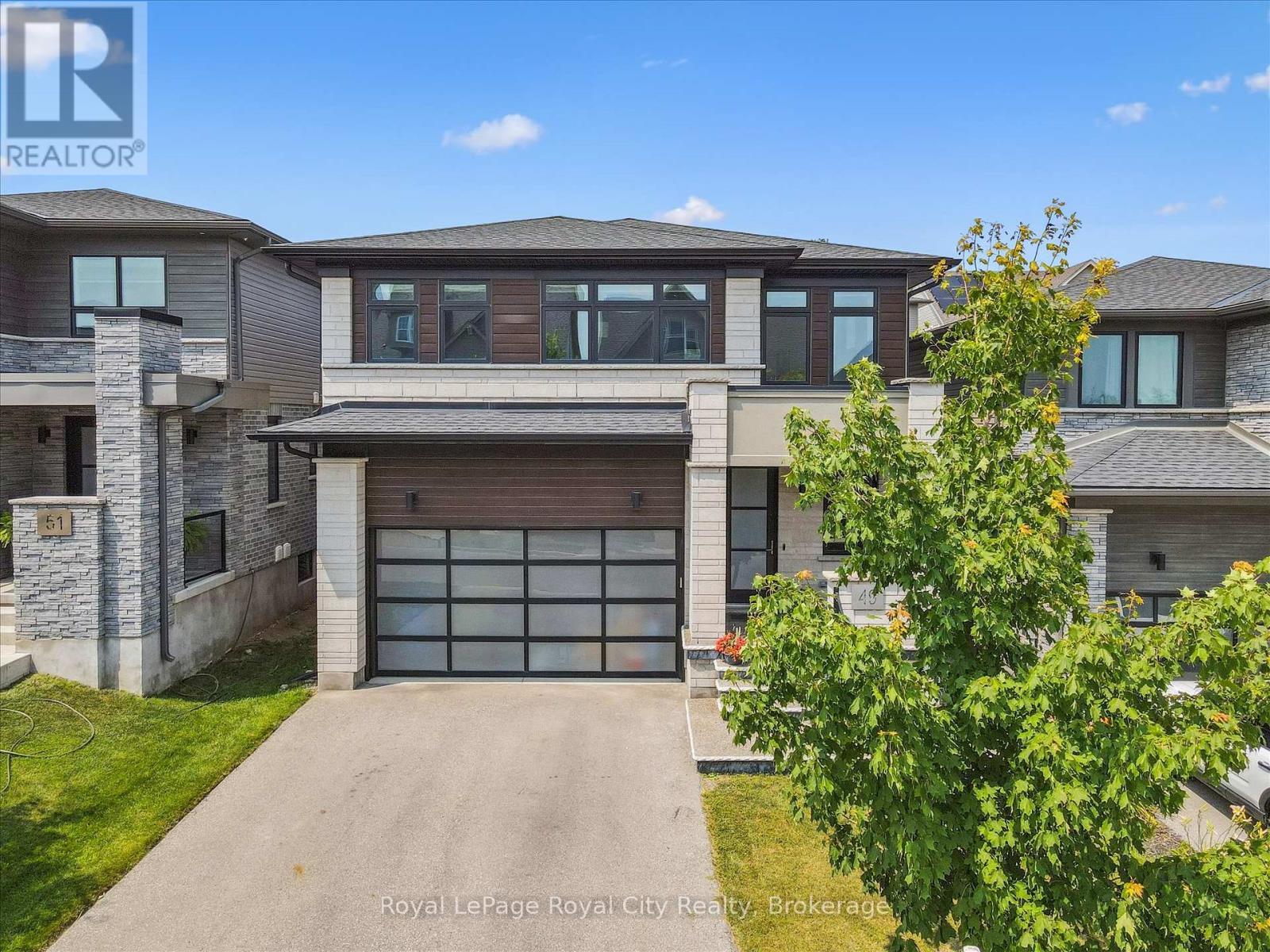 












49 RYDER AVENUE

,
Guelph (Kortright West),




Ontario
N1G0H1

