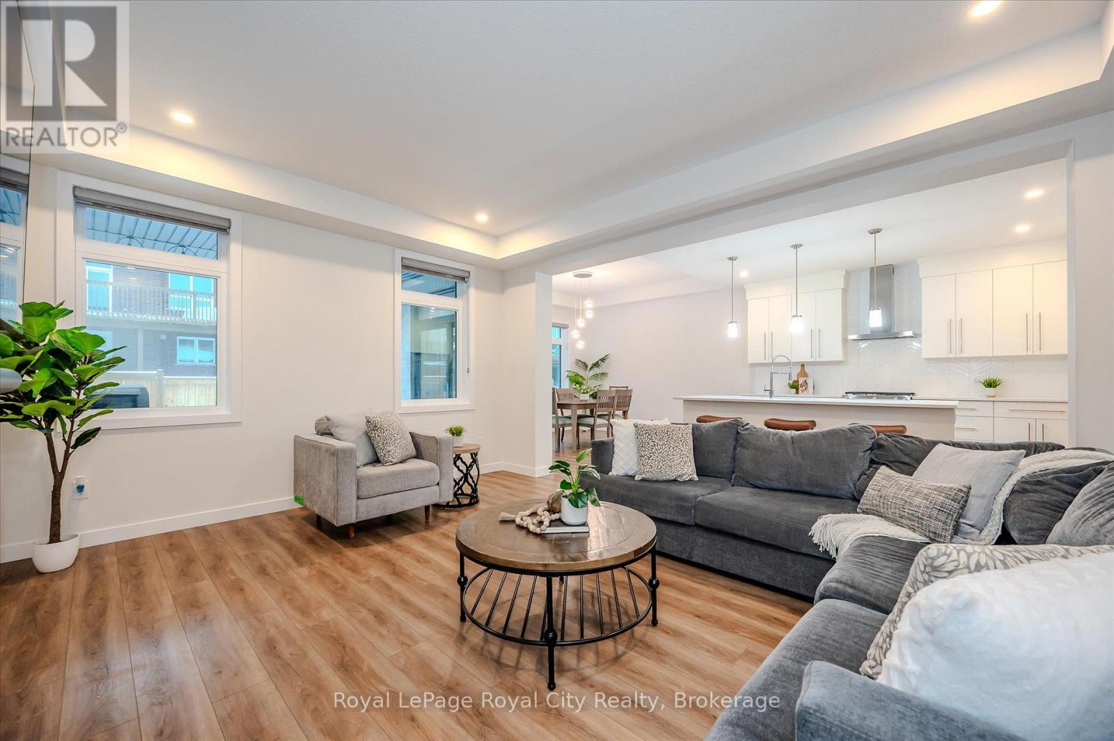 












49 RYDER AVENUE

,
Guelph (Kortright West),




Ontario
N1G0H1

