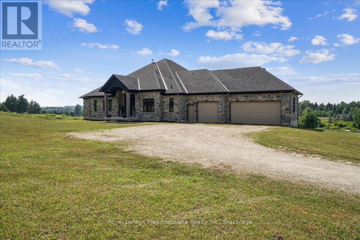 












8837 WELLINGTON ROAD 124

,
Erin,




Ontario
N1H6H7

