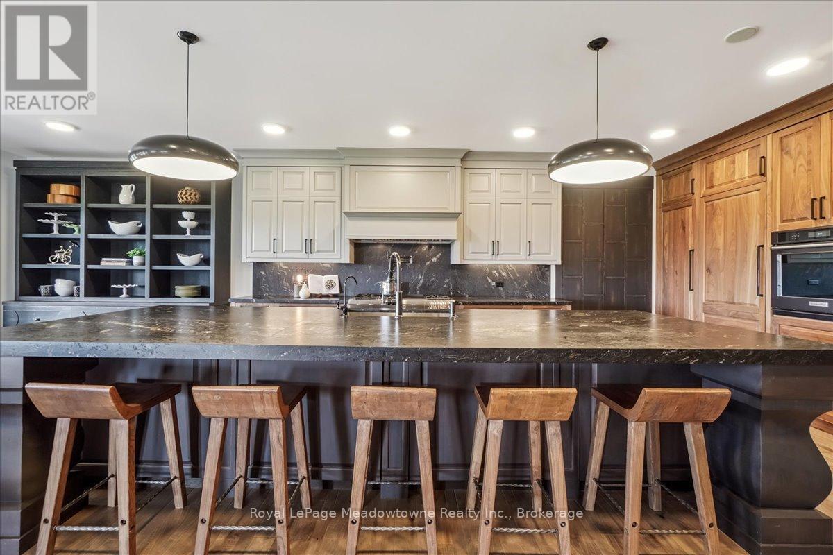 












8837 WELLINGTON ROAD 124

,
Erin,




Ontario
N1H6H7

